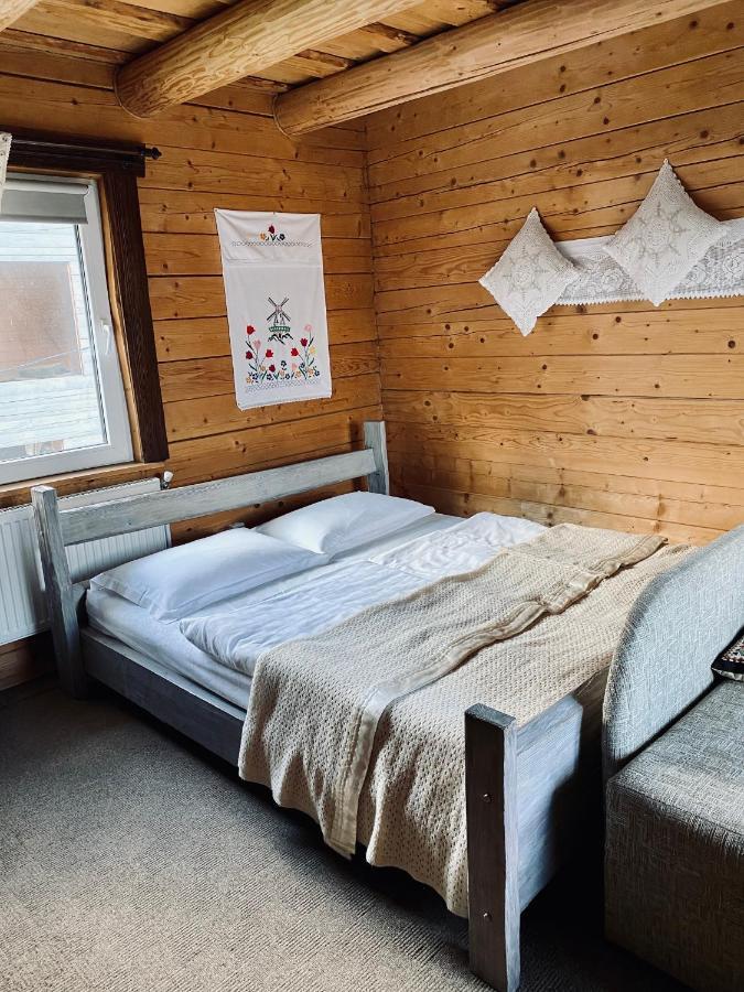 Guest House Anastasia Tatariv Ngoại thất bức ảnh