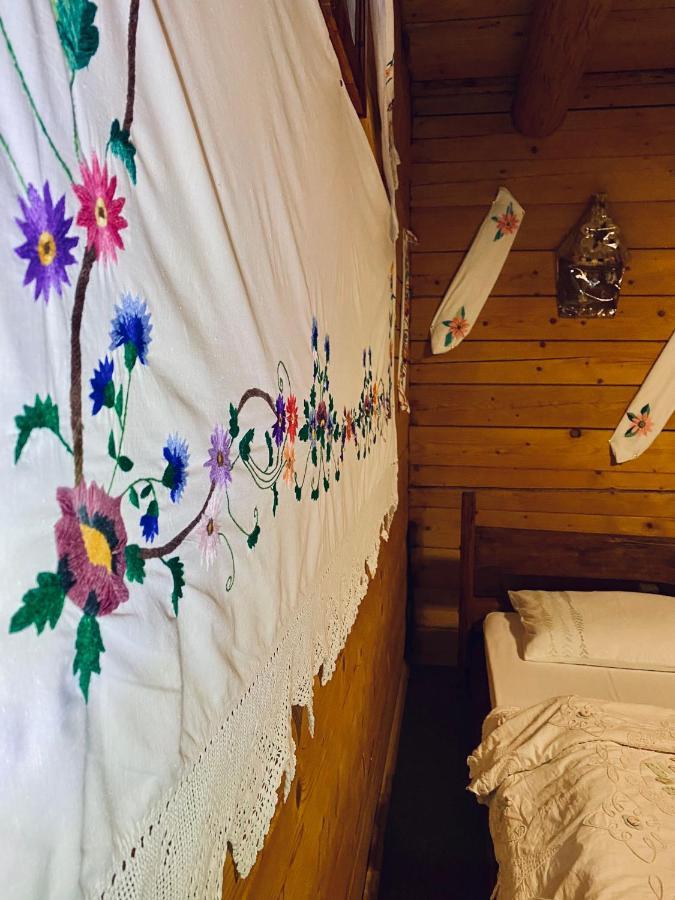 Guest House Anastasia Tatariv Ngoại thất bức ảnh